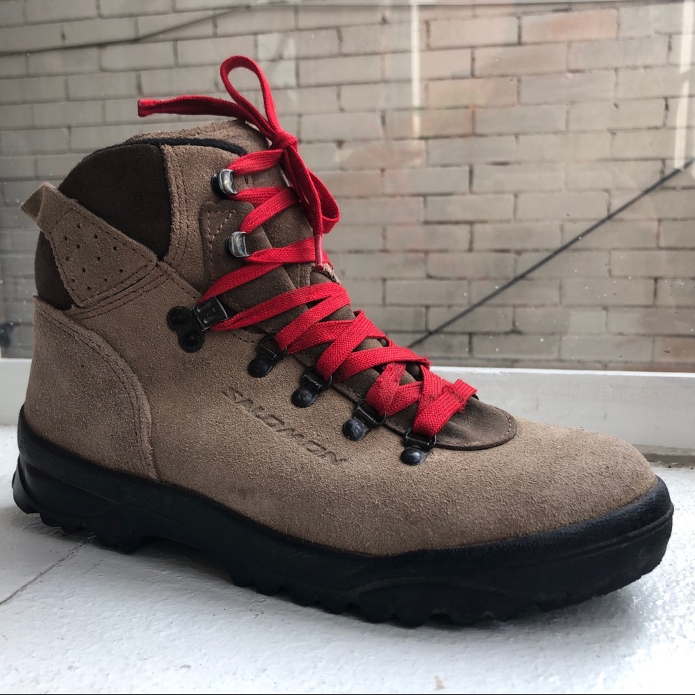Women’s Salomon hiking boots 8